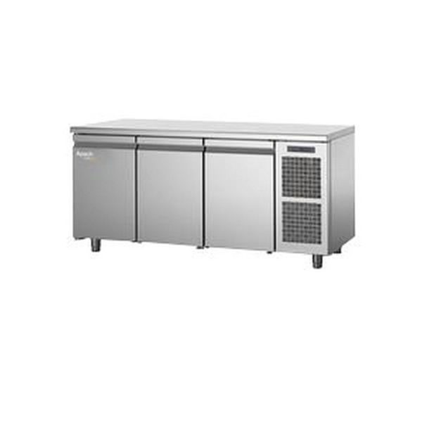 Стол холодильный кондитерский Apach Chef Line LTRP111T